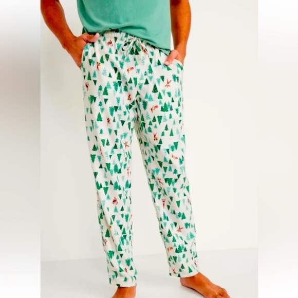 Old Navy Men’s Large Christmas Tree Printed Flannel Pajama Pants w/Pockets - Picture 1 of 5